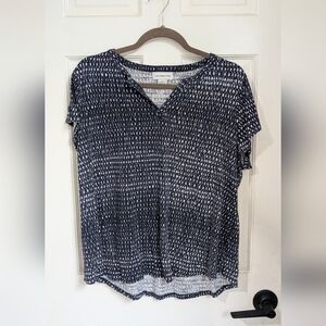 Liz Claiborne Short Sleeve Navy Blue and White V Neck Tee SZ XL